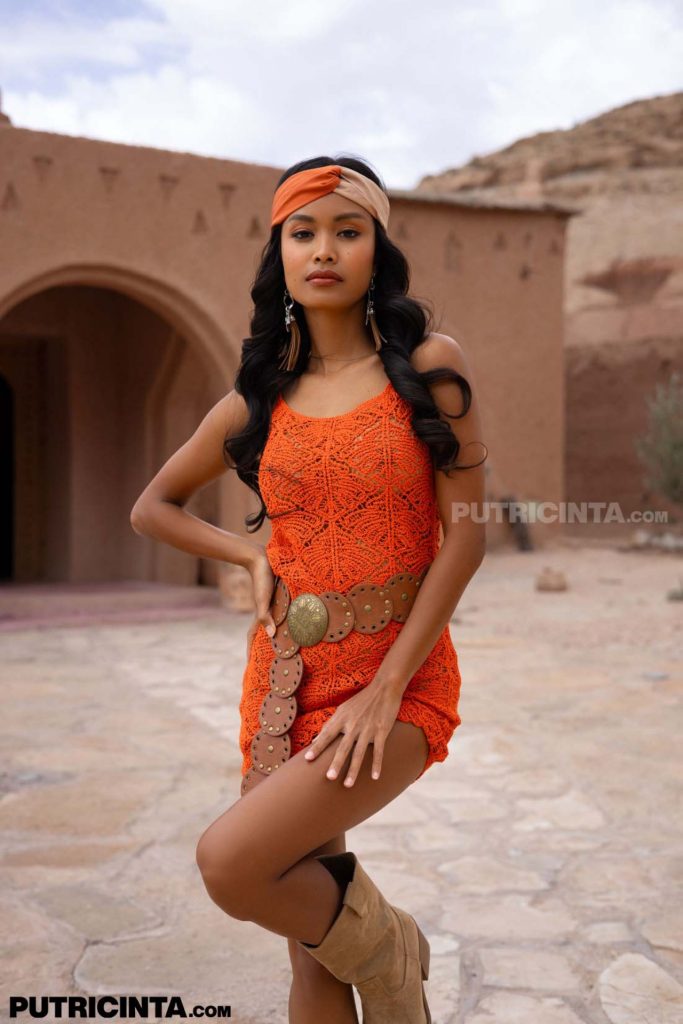 Putri Cinta Orange Mirage