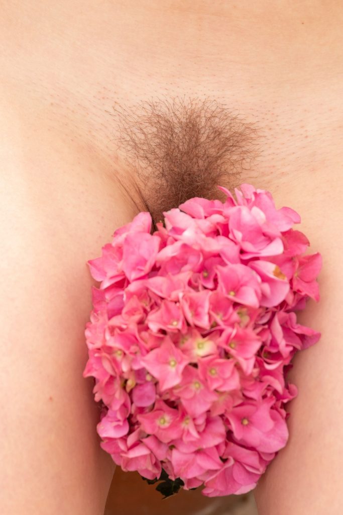 Isla Sweet Summer MetArt